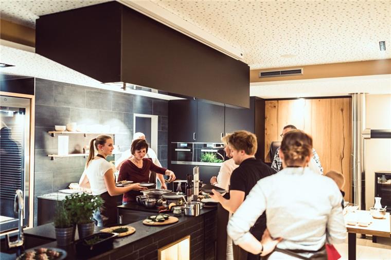 Die besten Partys finden in der Küche statt! Die besten Partys finden in der Küche statt!