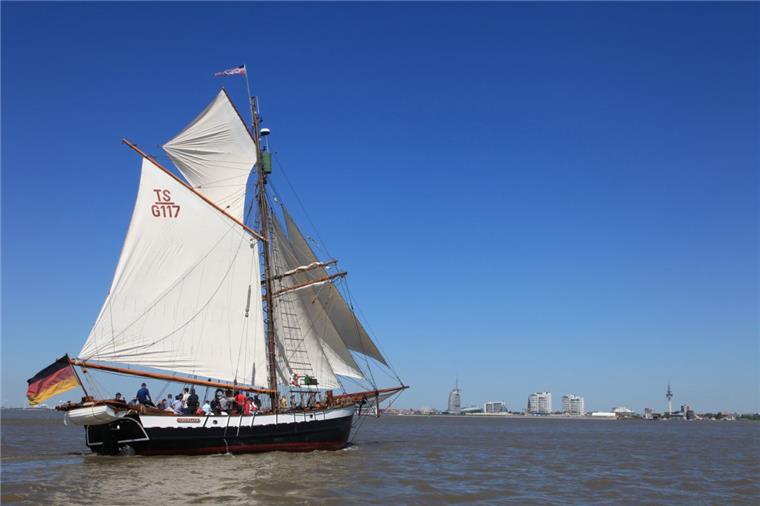 Die "Alexander von Humboldt II" kann auf dem Seestadtfest Bremerhaven besichtig werden.