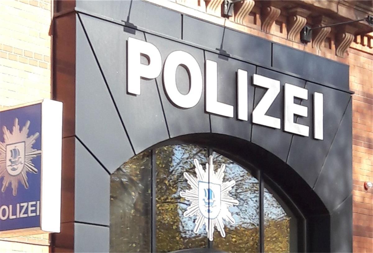 Bremerhaven: Einbrecher werden bei der Tat überrascht Bremerhaven: Einbrecher werden bei der Tat überrascht