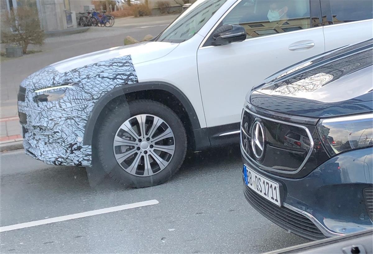 Erwischt: Mercedes-Erlkönig in Bremerhaven Erwischt: Mercedes-Erlkönig in Bremerhaven