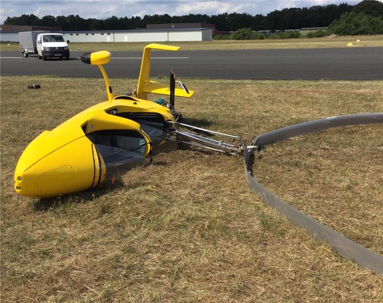 Ultraleichtflieger stürzt bei Start in Rotenburg ab Bild des verunfallten Gyrocopters