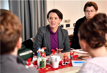 Bildungssenatorin Claudia Bogedan (SPD) will im nächsten Schuljahr erreichen, dass die Schüler trotz Corona-Krise so viel Unterricht wie möglich bekommen.