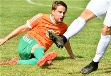 Birk Virkus vollzieht bei SFL Bremerhaven auf Zeit den Rollenwechsel. Runter vom Platz an die Seitenlinie - als Interimstrainer des Bremen-Ligisten.