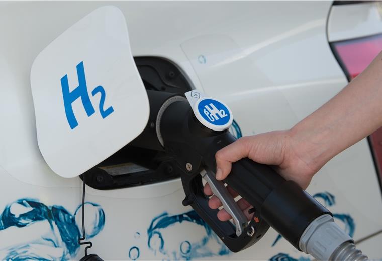 Bremerhavens Wasserstoff-Tankstelle kommt nicht so bald Bis in Bremerhaven Wasserstoff getankt werden darf, wird es noch dauern.
