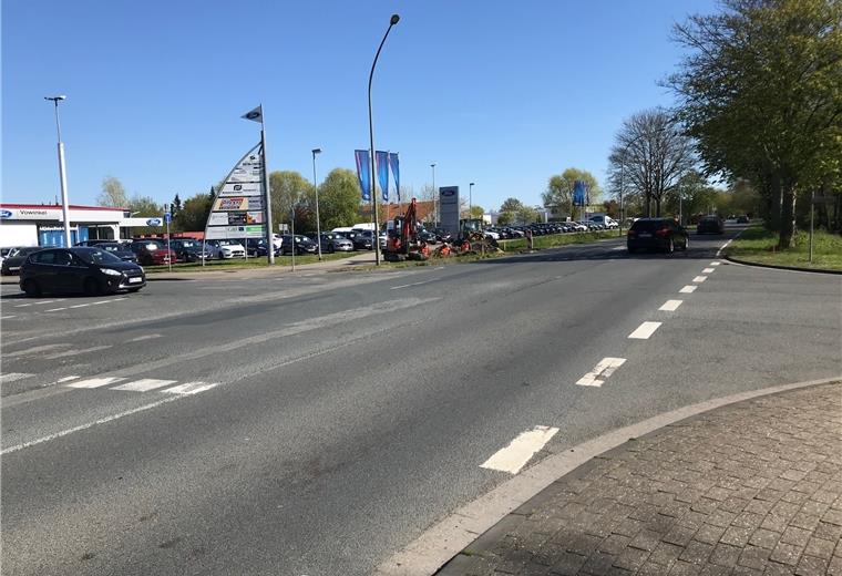 Bis zur Kreuzung Otto-Hahn-Straße wird die Weserstraße im ersten Abschnitt ausgebaut. 