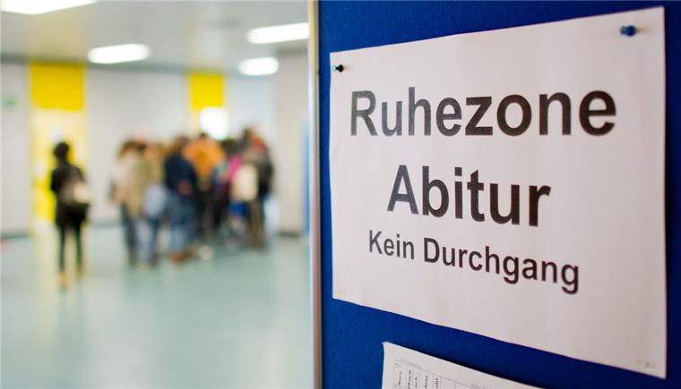 Bisher gibt es für die Schüler am Langener Gymnasium keinen Durchgang bis zum Abitur. Die Eltern wollen dies ändern.