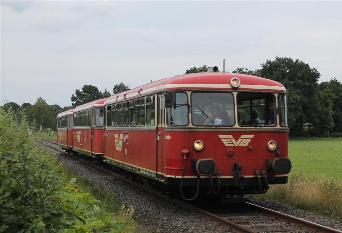 Bislang fährt der Moorexpress an Wochenenden und Feiertagen zwischen Stade, Bremervörde, Worpswede und Bremen – zu rein touristischen Zwecken.