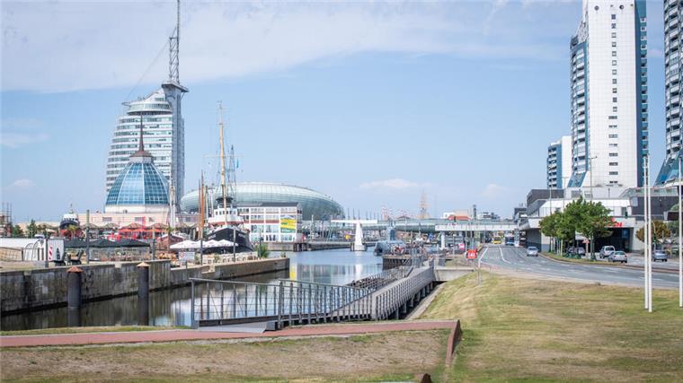 Blick auf den Alten Hafen in Bremerhaven.