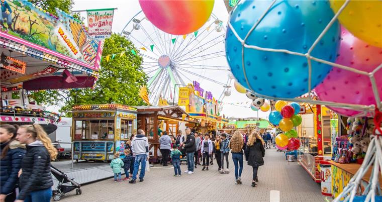 Frühjahrsmarkt in Bremerhaven lockt mit Familientag Blick auf den Frühjahrsmarkt in Bremerhaven.
