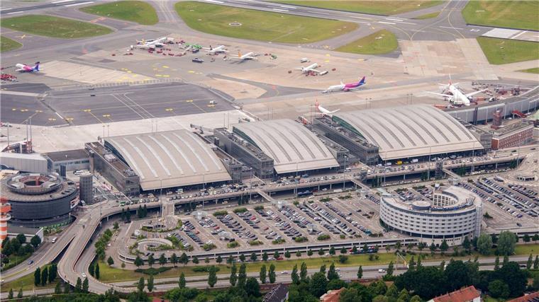 Mehr Sicherheit am Flughafen: Konsequenz nach Geiselnahme Blick auf den Hamburg Airport Helmut Schmidt.