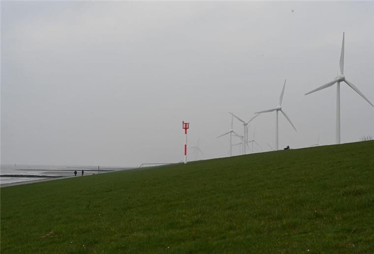 Blick auf den Windpark Rysumer Nacken.