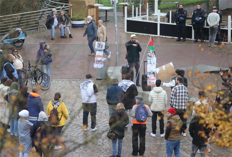 Blick auf die Versammlung in Cuxhaven.