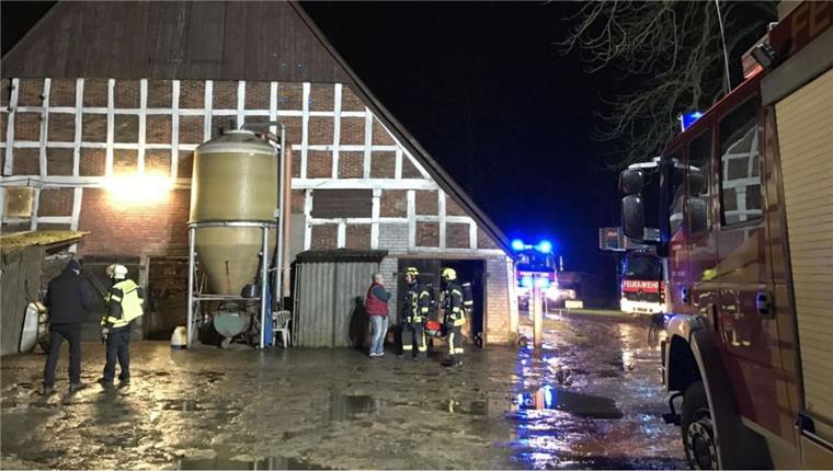 Altenbruch: Blitzeinschlag in Fachwerkgebäude Blitzeinschlag in Altenbruch.