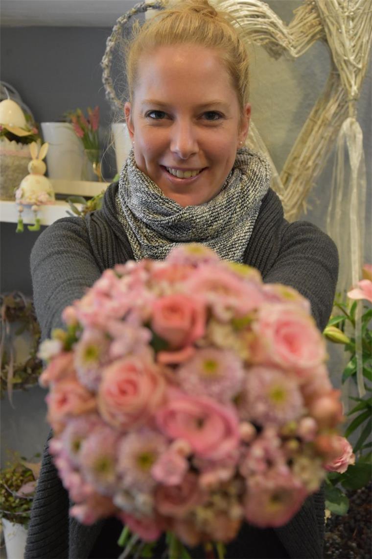 Todsicherer Tipp für den nächsten Blumenstrauß Floristin Annika Daut und ein wunderschöner Blumensrauß aus Ranunkeln.