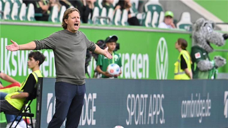 Wolfsburg verpasst auch unter neuem Coach Heimsieg Bo Henriksen konnte mit dem Mainzer Spiel lange nicht zufrieden sein, rettete aber einen Punkt.