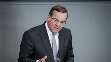 Boris Pistorius (SPD), Bundesminister der Verteidigung, spricht.