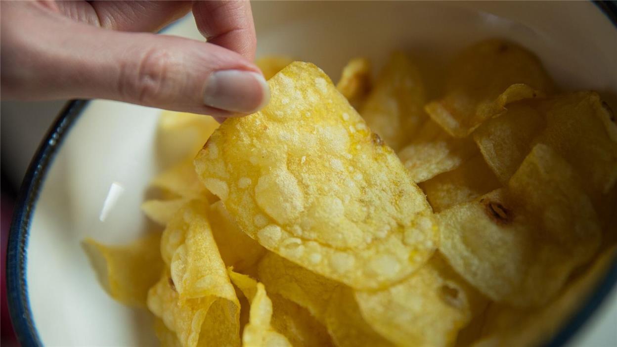 Brand in Chips-Fabrik! Wird‘s jetzt eng im Supermarktregal?