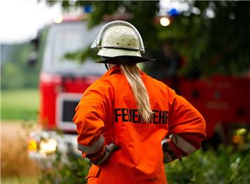 Brandgeruch in der Wesermarsch beunruhigt die Anwohner. 