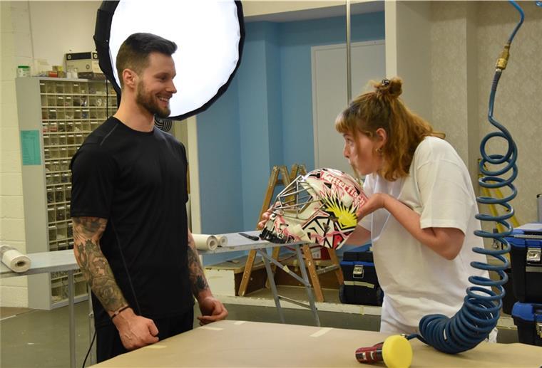 „Stop smiling, Mike!“ Brandon Maxwell war schüchtern. „Mehr Lächeln!“