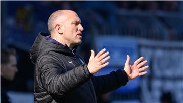 Braunschweigs Trainer Daniel Scherning muss um seinen Job bangen.