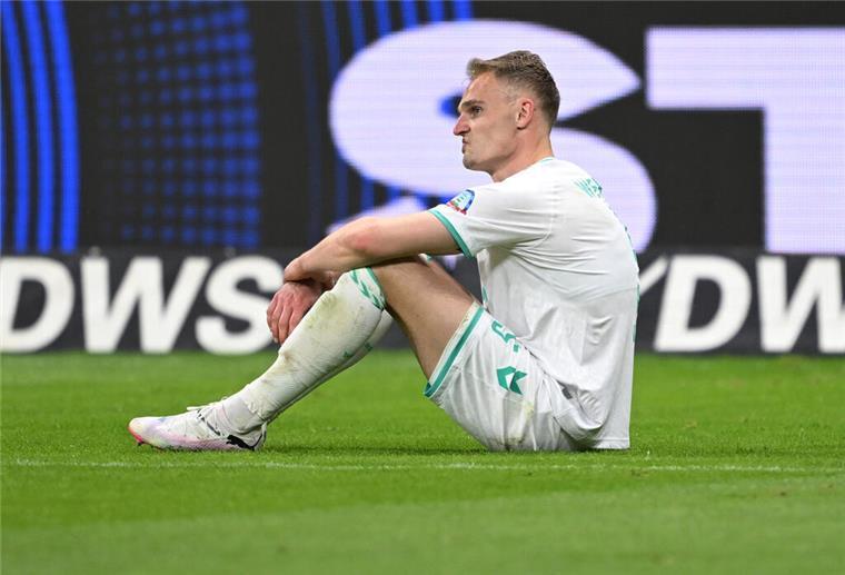 Werder Bremen: Wann kann Amos Pieper zurück auf den Rasen? Bremens Innenverteidiger Amos Pieper soll noch eine zweite Meinung einholen. Dann kann entschieden werden, ob und wie lange er ausfallen wird.