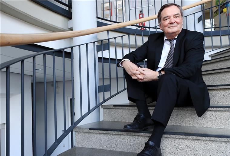 Bremer Ökonom Professor Dr. Rudolf Hickel setzt auf eine neue Strategie gegen die Corona-Pandemie.