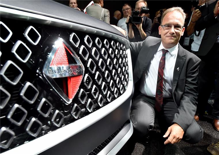 Kampf um Borgward: Bremerhaven hofft, dass Christian Borgward sein Automobilwerk in Bremerhaven bauen wird.