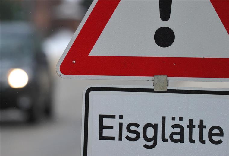 Bremerhaven kämpft mit Glätte und rutschigen Wegen