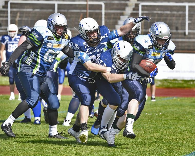 Football: Bremerhaven Seahawks treffen zum Auftakt der 3. Liga auf bekannten Ex-Spieler Bremerhaven Seahawks starten bei den Braunschweig Lions 2 in die Saison.