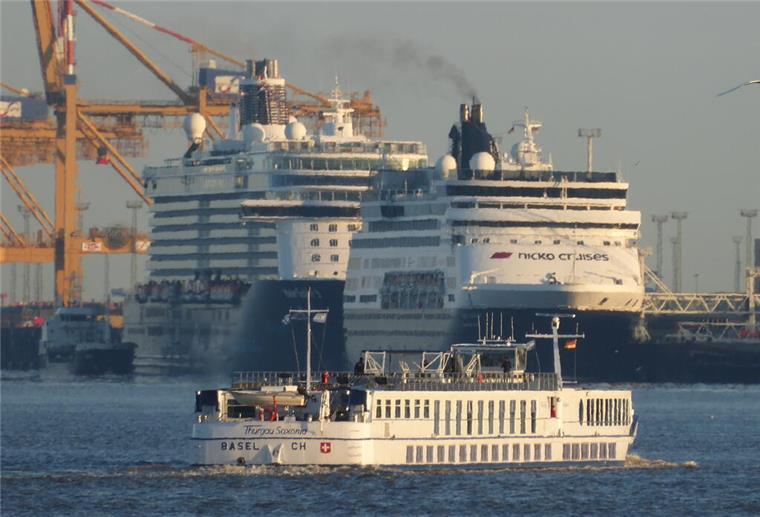 Warum Flusskreuzfahrten in Bremen und Bremerhaven schwierig sind Flusskreuzfahrtschiff Thurgau Saxonia