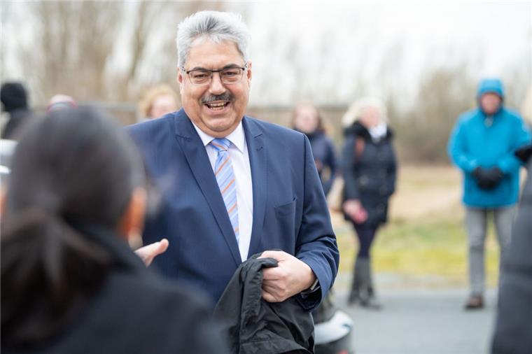 Bremerhavens Oberbürgermeister Melf Grantz (SPD) beim Besuch des niederländischen Königspaares.