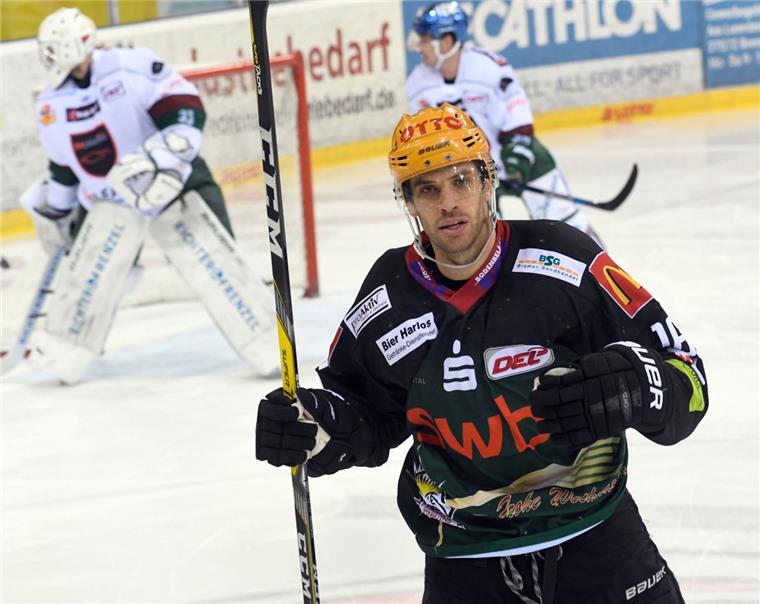 Brock Hooton und Jeremy Welsh setzen mit dem Training aus Brock Hooton muss operiert werden und fällt monatelang aus.