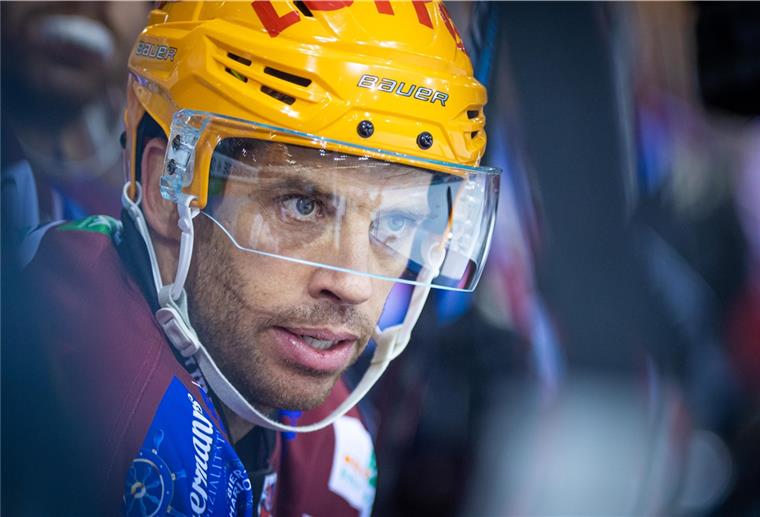 Pinguins: Duell ums Viertelfinalticket mit Ingolstadt Brock Hooton peilt mit den Pinguins den größten Erfolg der Vereinsgeschichte an.