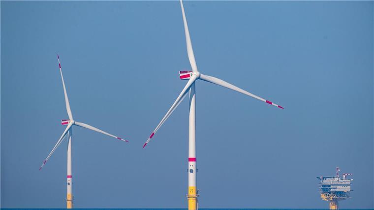 Messkampagne für Offshore-Windenergie gestartet BSH und DWD forschen an Grundlagen für den Windkraft-Ausbau auf See.