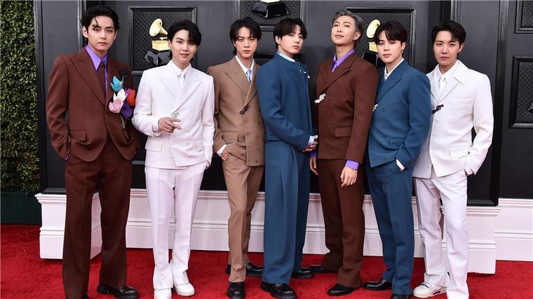 BTS-Sänger RM und V beenden Militärdienst BTS gehört zu den erfolgreichsten K-Pop-Bands. (Archivbild)