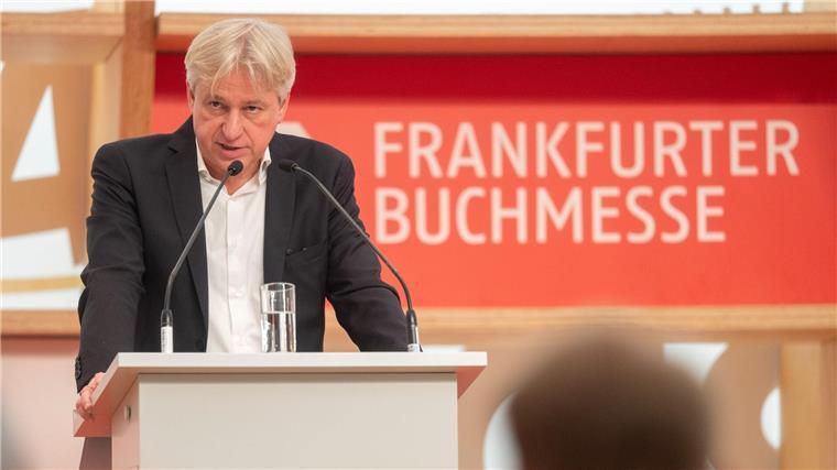 Preisverleihung an palästinensische Autorin verschoben Buchmessen-Direktor Juergen Boos hat den Terror-Angriff auf Israel aufs Schärfste verurteilt.