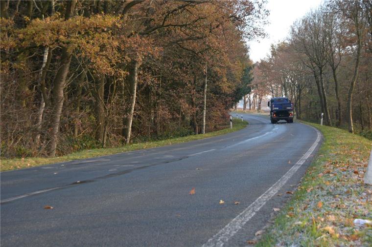 Kreisstraße 14 zwischen Nordholz und Wanhöden wird saniert Buckelpiste adé: Die Kreisstraße 14 zwischen Nordholz und Wanhöden soll saniert werden.