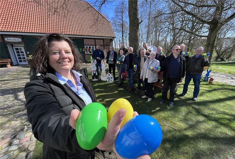 24 Ortsteile, 72 Eier: Stadt Geestland veranstaltet große Eiersuchaktion Bürgermeisterin Gabi Kasten freut sich gemeinsam mit den Ortsbürgermeistern und Ortsratsmitgliedern auf die Ostersuchaktion in Geestland.