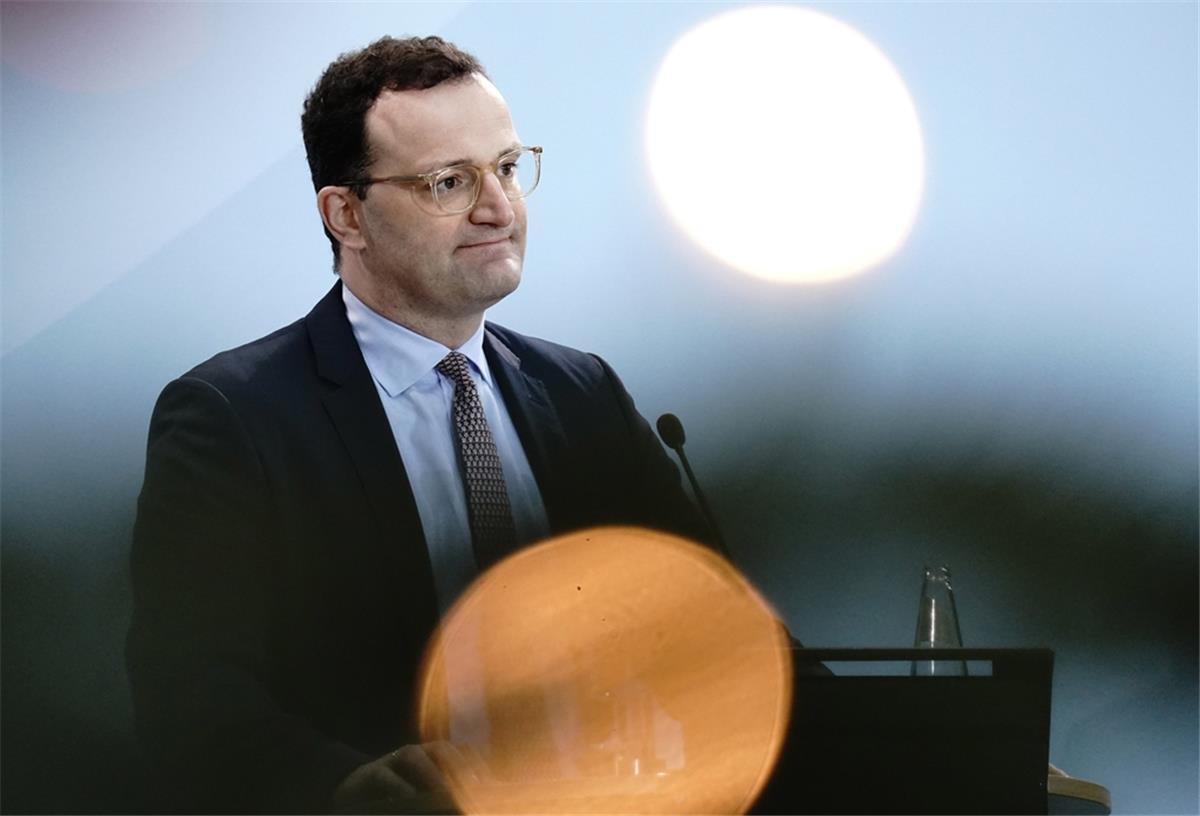 Spahn informiert im Bundestag über Corona-Impfungen Berlin: Bundesgesundheitsminister Jens Spahn (CDU) gibt eine Pressekonferenz im Ministerium zum Zwischenstand der Impfungen gegen das Coronavirus.