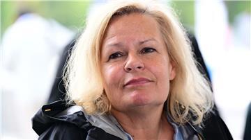 Bundesinnenministerin Nancy Faeser holt sich in Paris Anregungen für eine Olympia-Bewerbung Deutschlands.