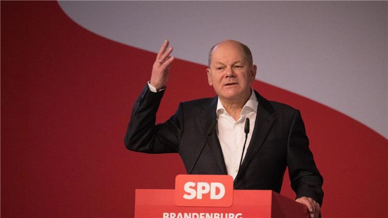 Bundesregierung und Autoindustrie suchen Schulterschluss Bundeskanzler Olaf Scholz (SPD).