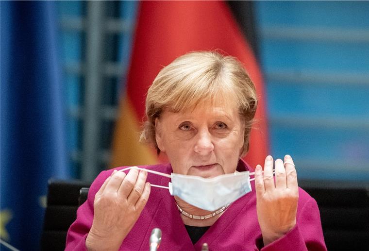 Bund will Maskenpflicht ab 35 Infizierten Bundeskanzlerin Angela Merkel (CDU) will eine ergänzende Maskenpflicht einführen.