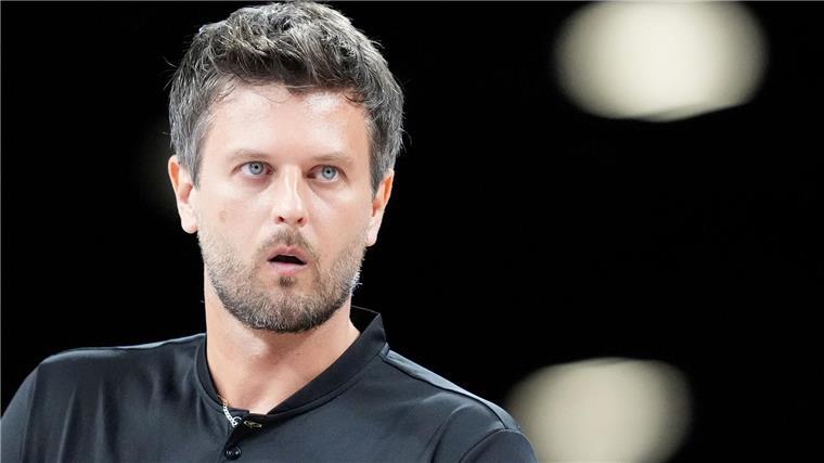 Deutsche Volleyballer unterliegen auch Italien hauchdünn Bundestrainer Michal Winiarski sah erneut eine knappe Niederlage der deutschen Vollleyballer.