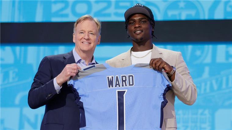 NFL: Quarterback-Talent Ward erster Pick im Draft Cam Ward (r.) soll die Tennessee Titans in eine erfolgreiche Zukunft führen.