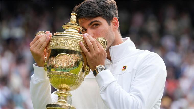 Carlos Alcaraz will auf der Jagd nach weiteren Grand-Slam-Titeln in ähnliche Sphären vorstoßen wie Novak Djokovic, Rafael Nadal und Roger Federer.