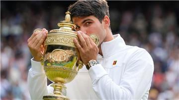 Carlos Alcaraz will auf der Jagd nach weiteren Grand-Slam-Titeln in ähnliche Sphären vorstoßen wie Novak Djokovic, Rafael Nadal und Roger Federer.