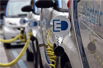Carsharing: Was in Metropolen längst selbstverständlich ist, gibt es auf dem Land selten. In der Samtgemeinde Tarmstedt soll die private E-Carsharing-Initiative in eine gemeinnützige umgewandelt werden.
