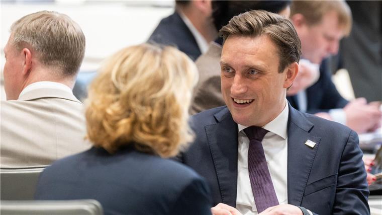 Spagat im Landtag: Nähern sich SPD und CDU an? CDU-Politiker Lechner pocht auf eine stärkere Kontrolle der Migration.