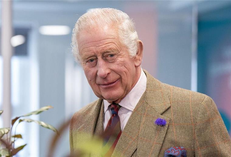 König Charles dürfte Wochenende im Krankenhaus verbringen Charles III. ist in einer Londoner Klinik.