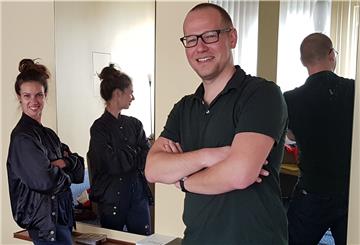 Choreografin Andrea Danae Kingston und Regisseur Felix Seiler planen eine Inszenierung, der man die Corona-Abstandsregeln möglichst wenig ansieht.